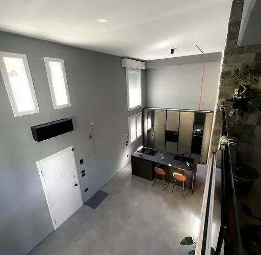 Loft Orizzonte Verticale Nyaraló